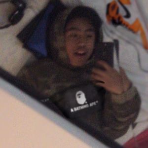 Meet your Posher, Alexis